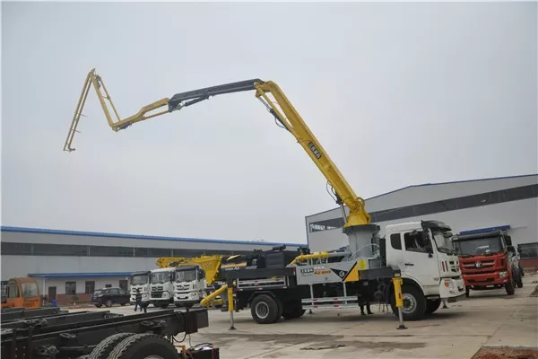 混凝土泵車 混凝土泵車
