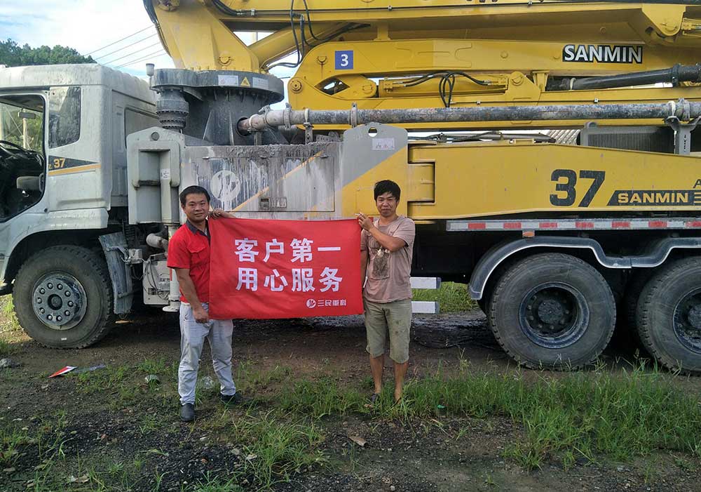 混凝土泵車(chē)施工 混凝土泵車(chē)施工